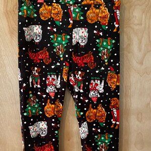 NWT Super Plush Xmas Dog Leggings